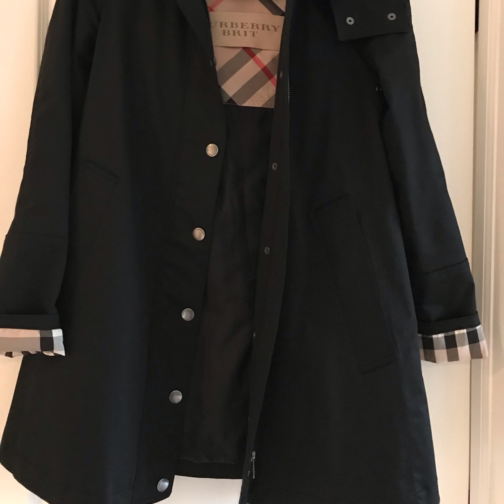 AUTHENTIC Burberry Brit Raincoat with hood